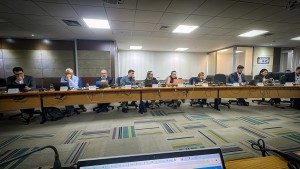 Imagem da notícia - Diretora-presidente da Fapeam representa a Região Norte na Comissão da Agenda Nacional de Formação de Pessoal de Nível Superior