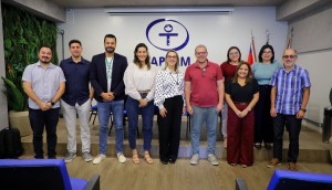 Imagem da notícia - Fapeam recebe representantes da Universidade de Illinois e da Ufam para discutir colaboração internacional