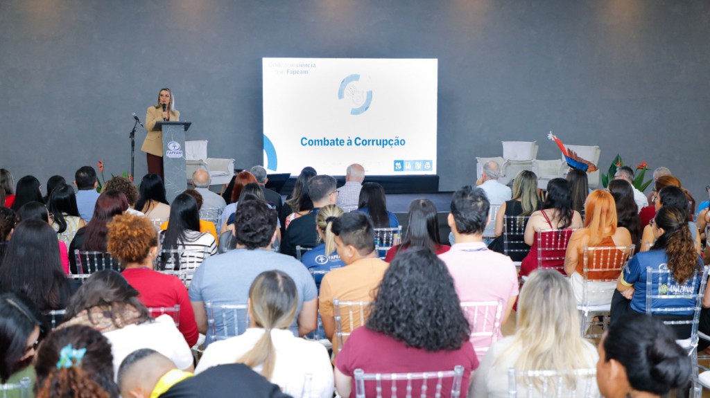 FAPEAM-Fapeam promove debate sobre combate à corrupção Fotos Ayrton Lopes (1)
