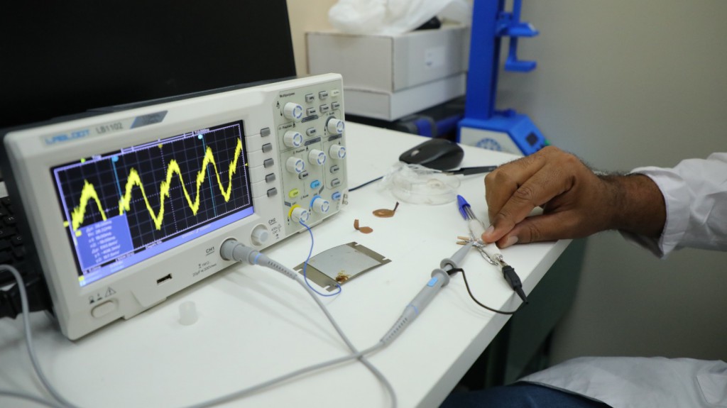 FAPEAM microgeradores para sensores de monitoramento remoto FOTOS AYRTON LOPES FAPEAM  (2)