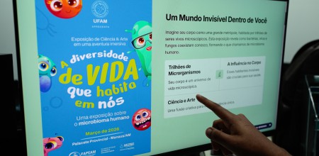 #caption_124202 Governo_do_Amazonas_apoia_exposicão_artistica_sobre_o_microbioma_humano_Foto_Ayrton_Lopes_Fapeam_1