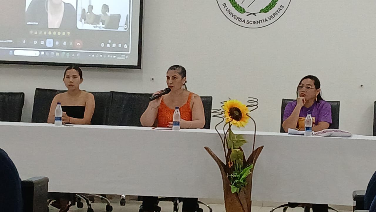 FAPEAM _ Puxirum Acadêmico VIII Semana do Ensino de Ciências – Matemática e Física _ FOTO_ Acervo de Silvina Paola Gómez Martínez (1)
